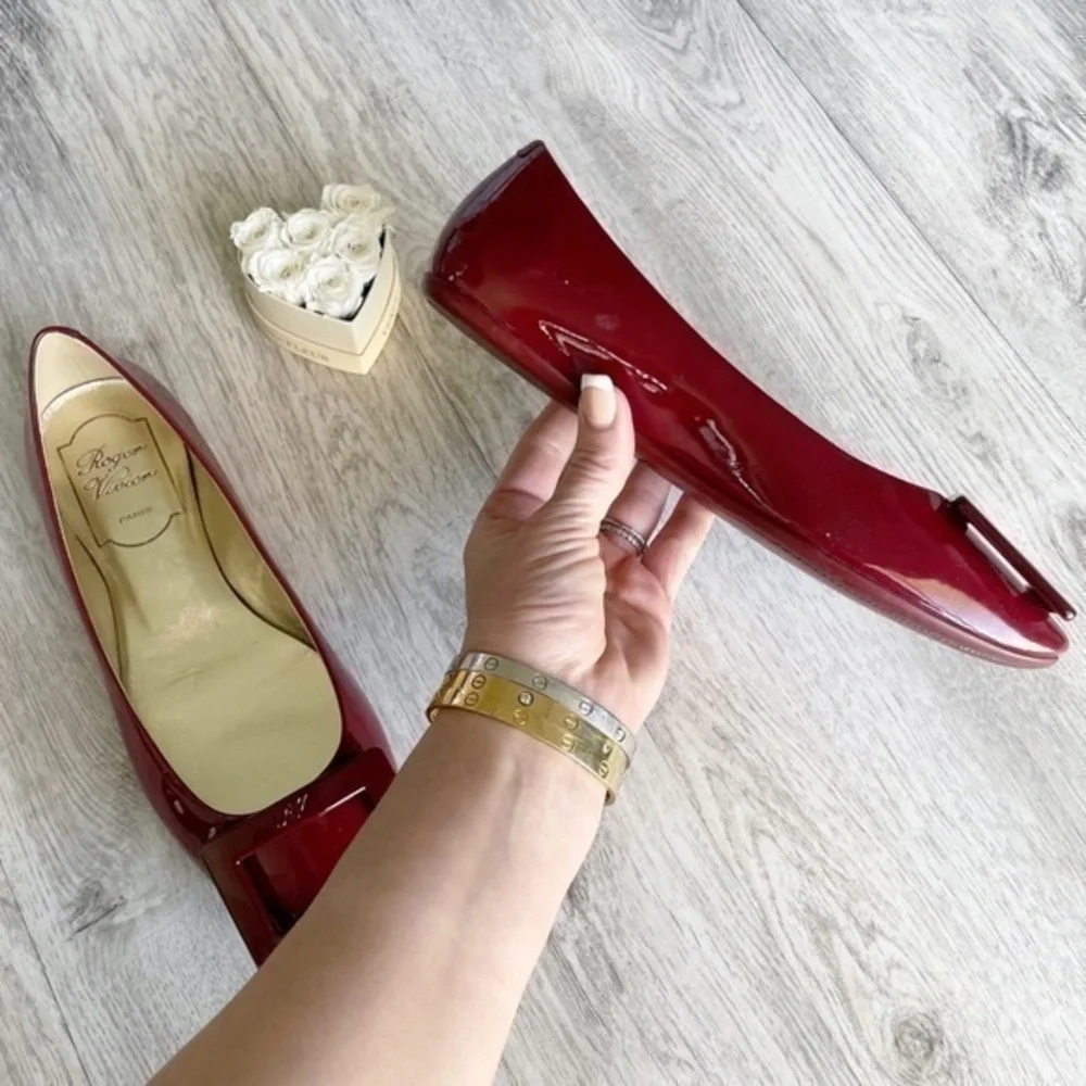 🆕 Roger Vivier Logo Buckle Patent Leather Ballet Flats Current Collection - Picture 10 of 16
